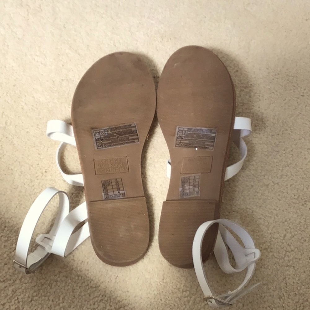 GIRLS WHITE LACE DRESS AND SANDALS FOREVER 21 - Picture 12 of 16